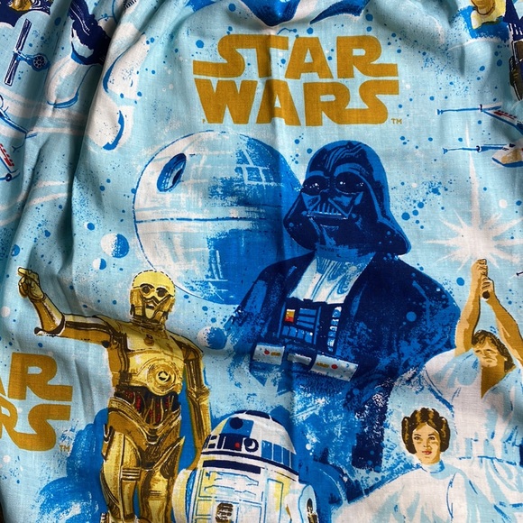 1977 Vintage Original Star Wars Darth Vader Coverlet  Bedspread and Curtain - Picture 7 of 8